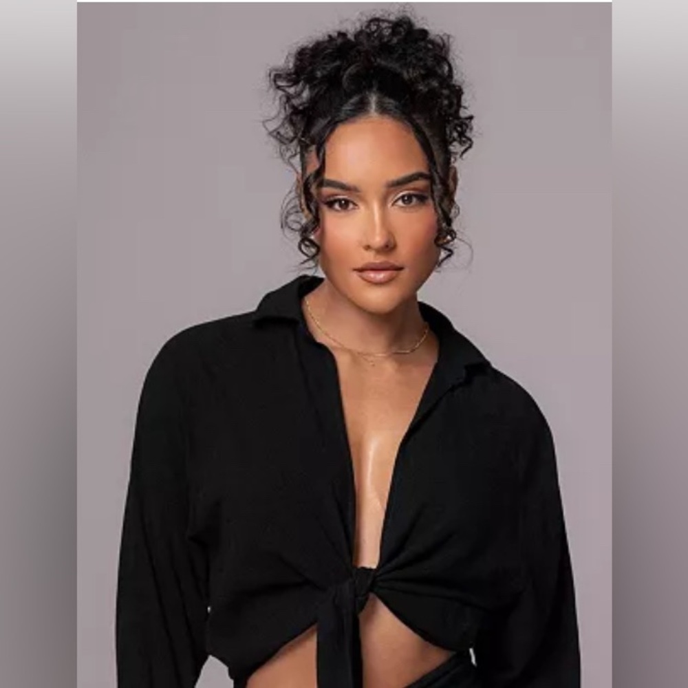 Black Women's Tie-Front Top
